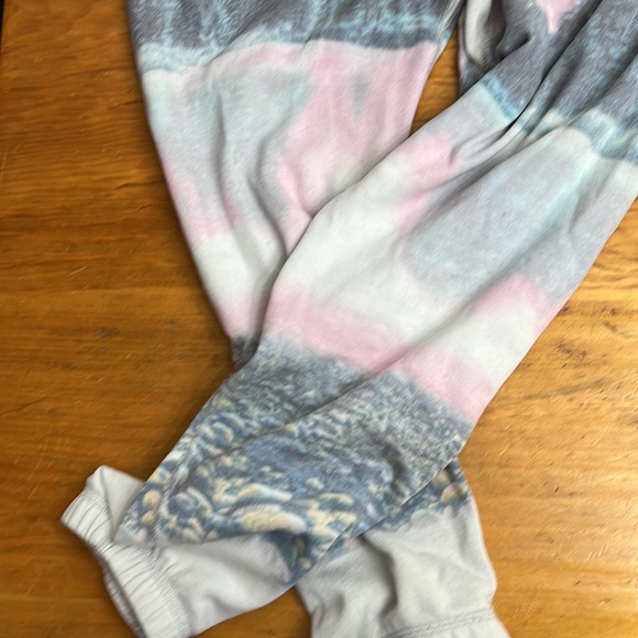 Roots Printed Sweatpants - Picture 8 of 8